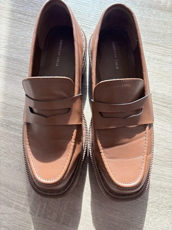 American Eagle Tan Chunky Lug Sole Penny Loafers - Picture 6 of 7